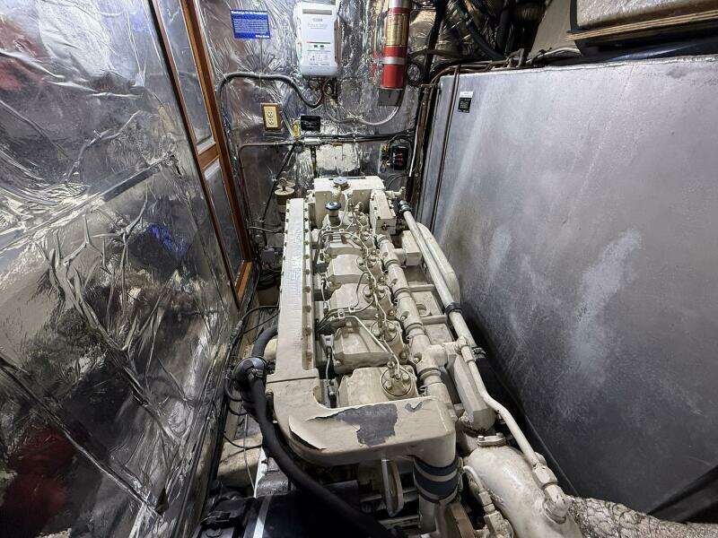 Qui Si Sana 52ft Jefferson Yacht For Sale