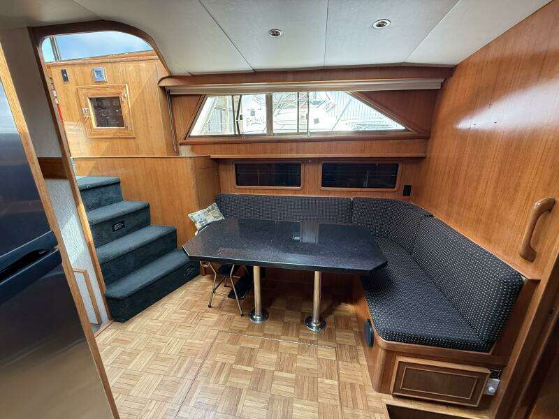 Qui Si Sana 52ft Jefferson Yacht For Sale