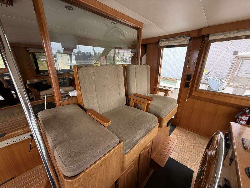 Qui Si Sana 52ft Jefferson Yacht For Sale