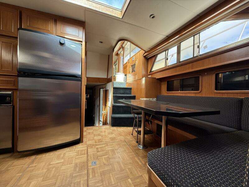 Qui Si Sana 52ft Jefferson Yacht For Sale