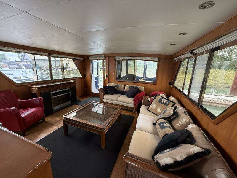 Qui Si Sana 52ft Jefferson Yacht For Sale