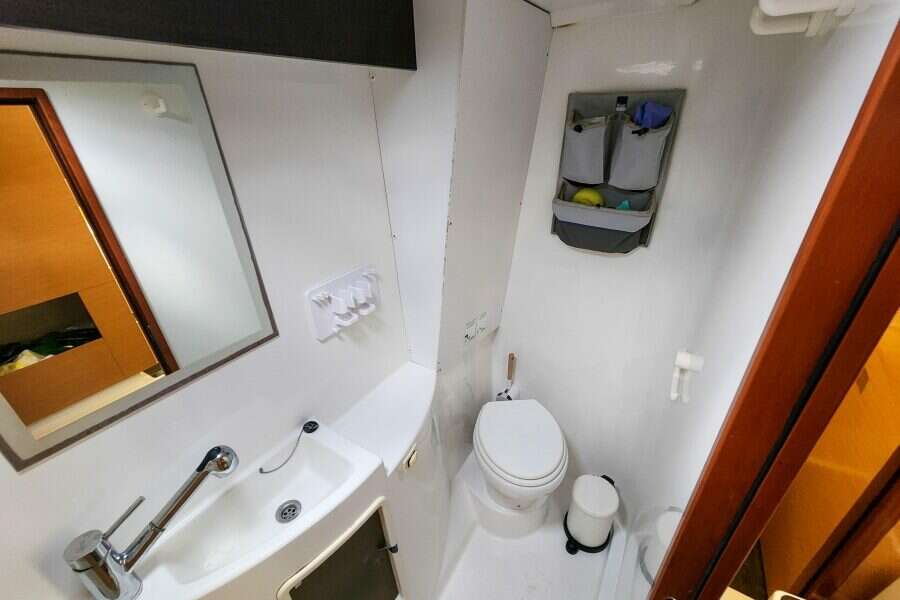 2013-fountaine-pajot-lipari-41-sail-9938155-20250910134316191-4.jpg