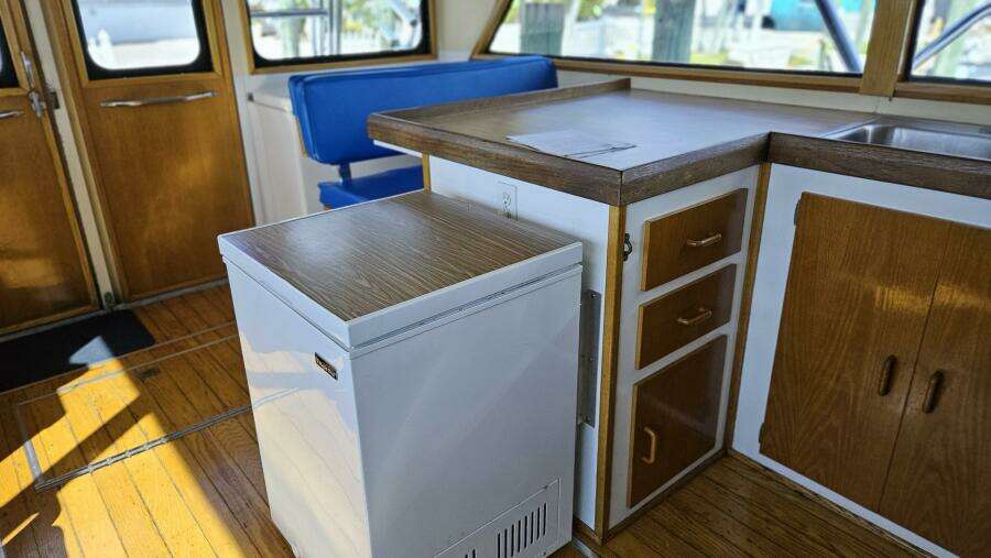 44ft Breaux Brothers Yacht For Sale