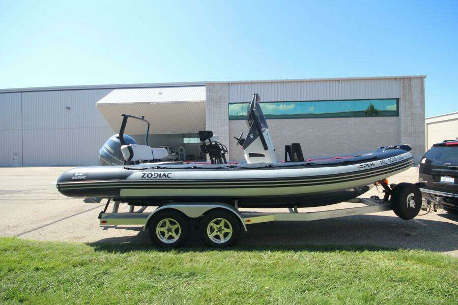 22ft Zodiac Yacht For Sale