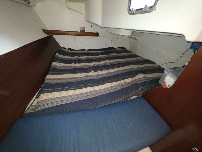 39ft Beneteau Yacht For Sale