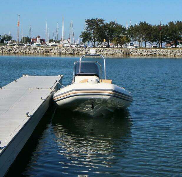 Medline 550 18ft Zodiac Yacht For Sale
