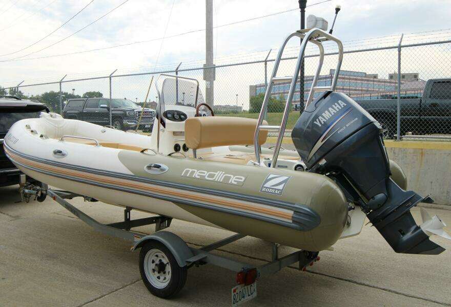 Medline 550 18ft Zodiac Yacht For Sale