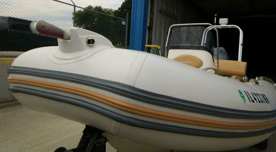 Medline 550 18ft Zodiac Yacht For Sale