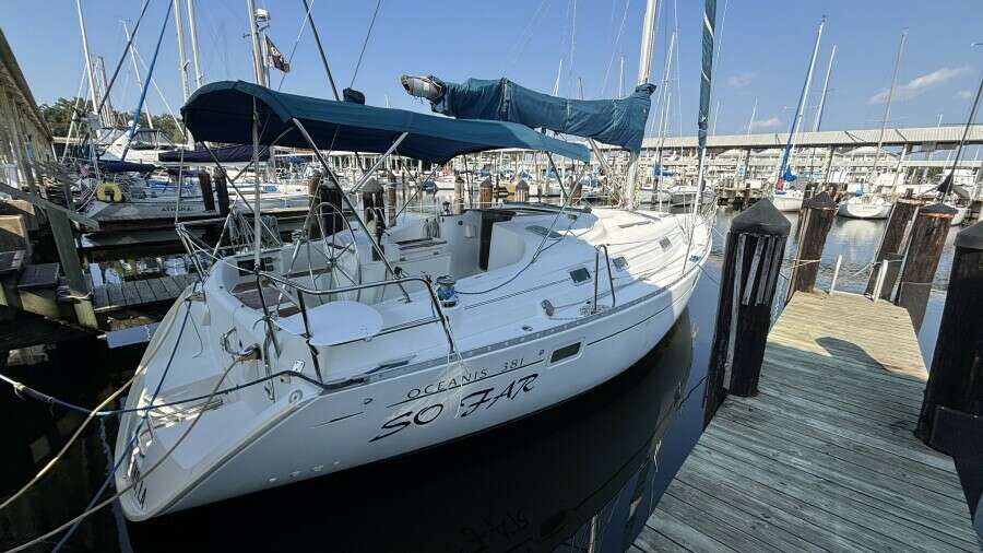 Beneteau 381 