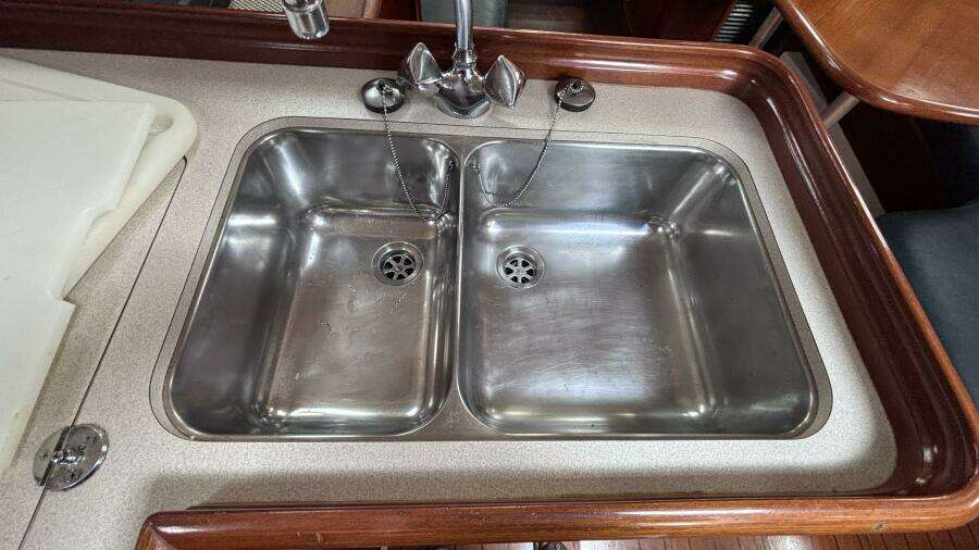 So Far 38ft Beneteau Yacht For Sale