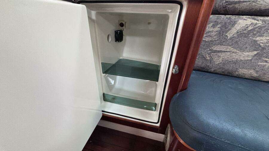 So Far 38ft Beneteau Yacht For Sale