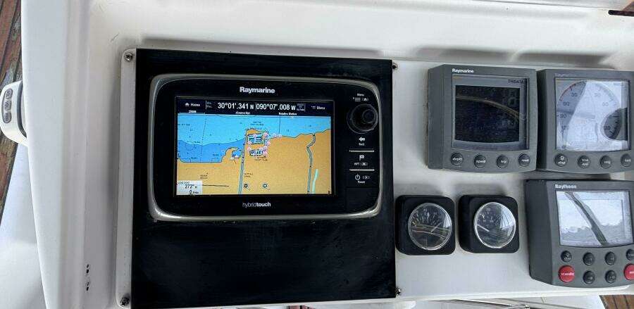 So Far 38ft Beneteau Yacht For Sale