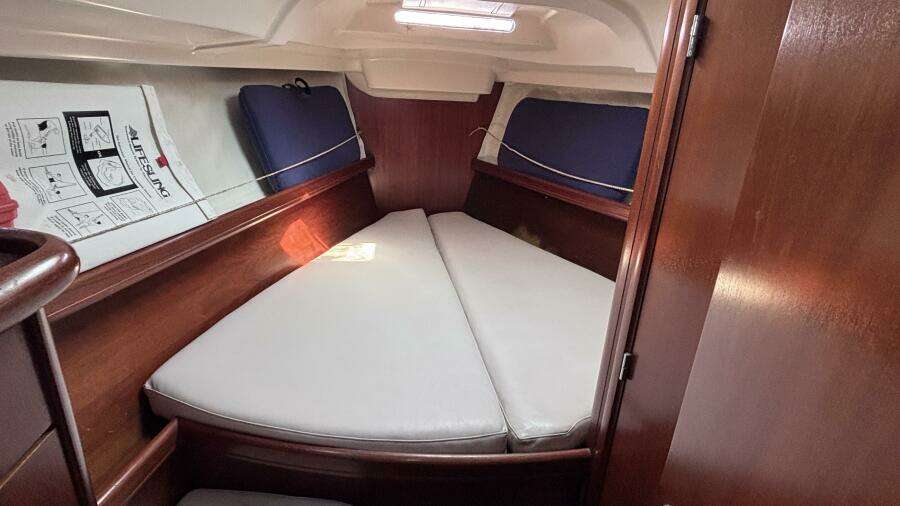 So Far 38ft Beneteau Yacht For Sale