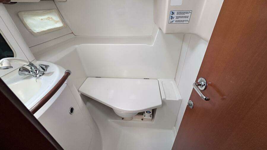 So Far 38ft Beneteau Yacht For Sale