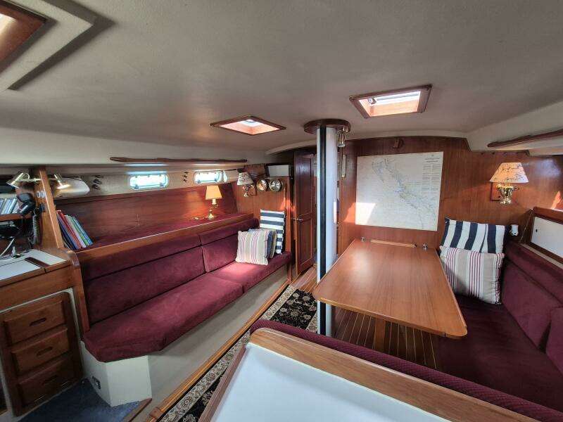 41ft Morgan Yacht For Sale
