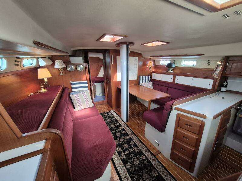 41ft Morgan Yacht For Sale