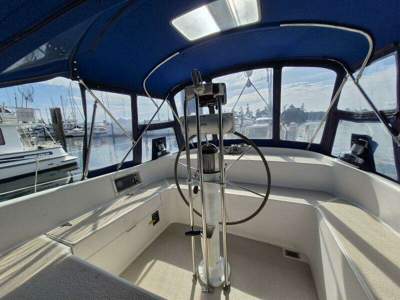 41ft Morgan Yacht For Sale