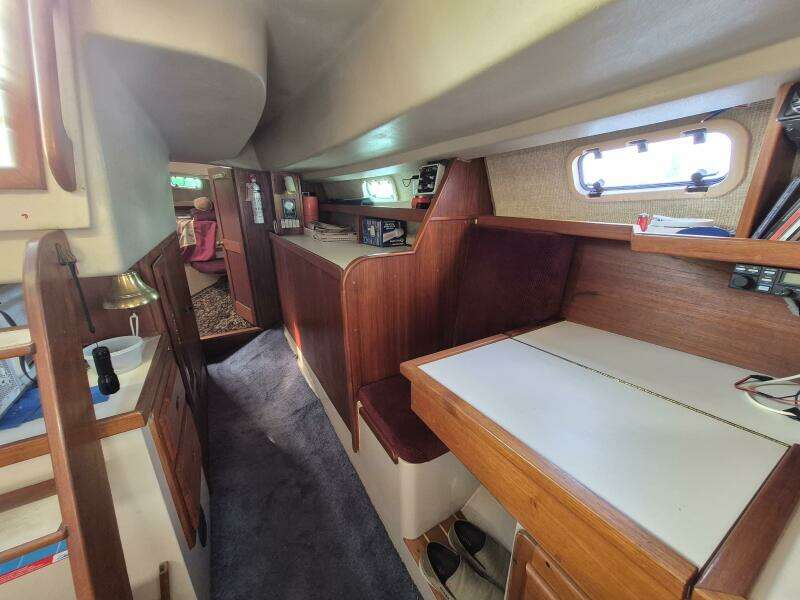41ft Morgan Yacht For Sale