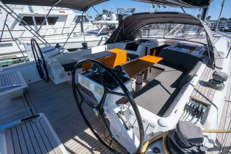 Vie Le Reve 56ft Hanse Yacht For Sale