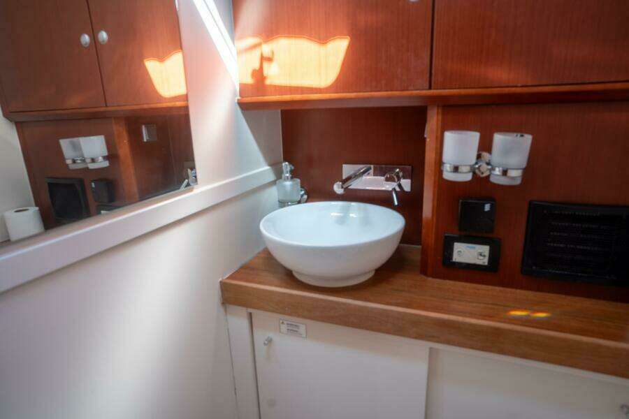 Vie Le Reve 56ft Hanse Yacht For Sale