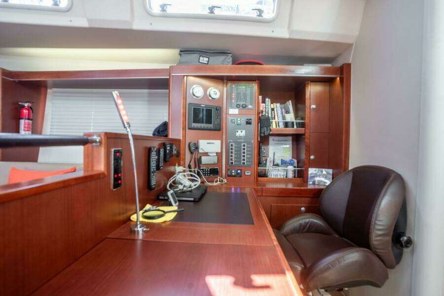 Vie Le Reve 56ft Hanse Yacht For Sale