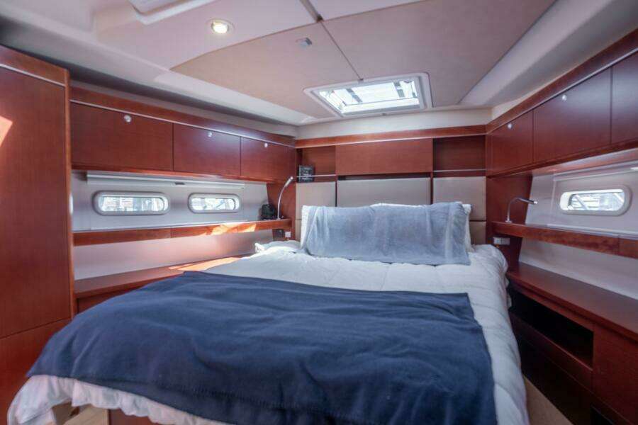 Vie Le Reve 56ft Hanse Yacht For Sale
