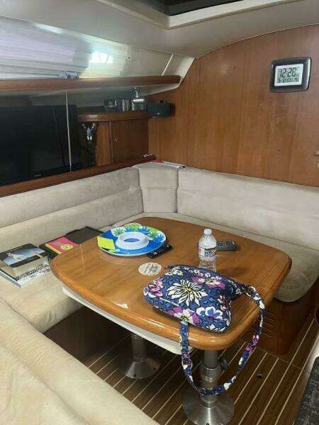 Sail A Vie 41ft Hunter Yacht For Sale