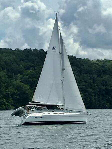 Sail A Vie 41ft Hunter Yacht For Sale