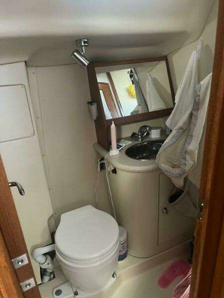 Sail A Vie 41ft Hunter Yacht For Sale