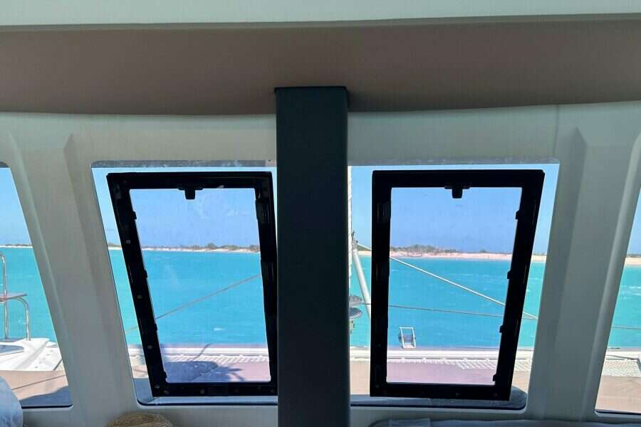 2018-fountaine-pajot-lucia-40-sail-9942752-20250911112430006-3.jpg