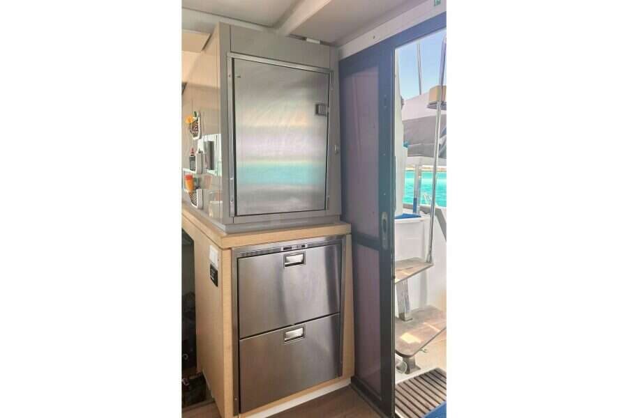 2018-fountaine-pajot-lucia-40-sail-9942752-20250911112412909-1.jpg