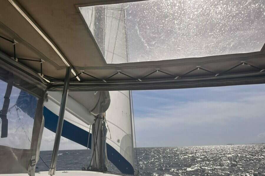 2018-fountaine-pajot-lucia-40-sail-9942752-20250911112432205-2.jpg