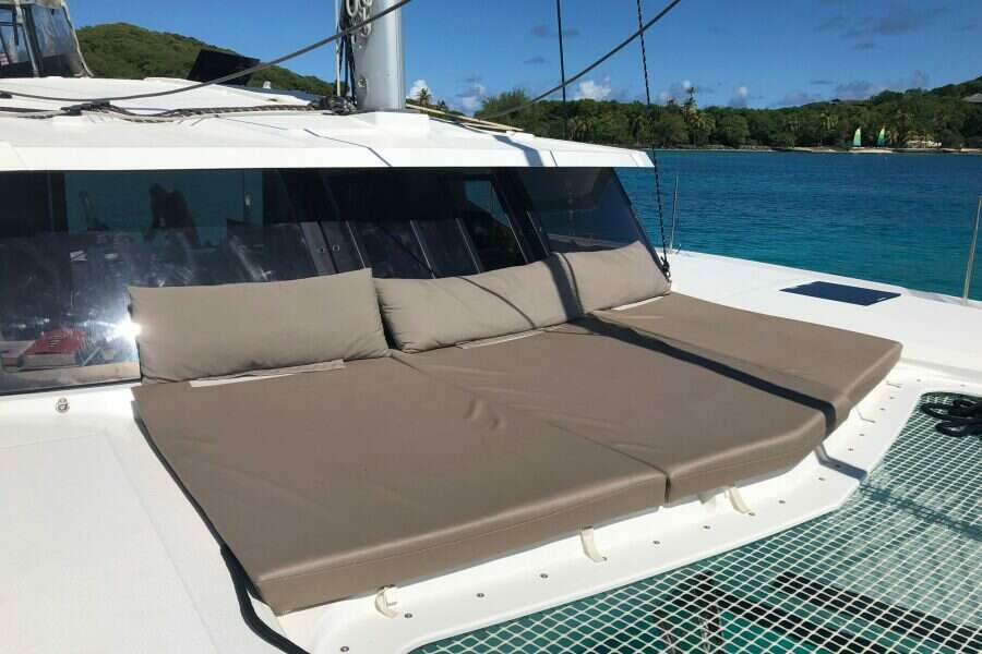 2018-fountaine-pajot-lucia-40-sail-9942752-20250911112423490-2.jpg