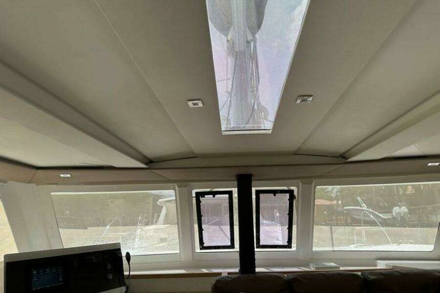 2017-fountaine-pajot-lucia-40-sail-9941108-20250910090719706-4.jpg