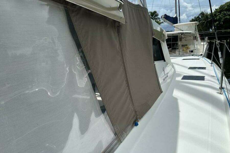 2017-fountaine-pajot-lucia-40-sail-9941108-20250910091824865-2.jpg