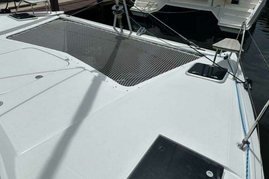 2017-fountaine-pajot-lucia-40-sail-9941108-20250910091824957-3.jpg