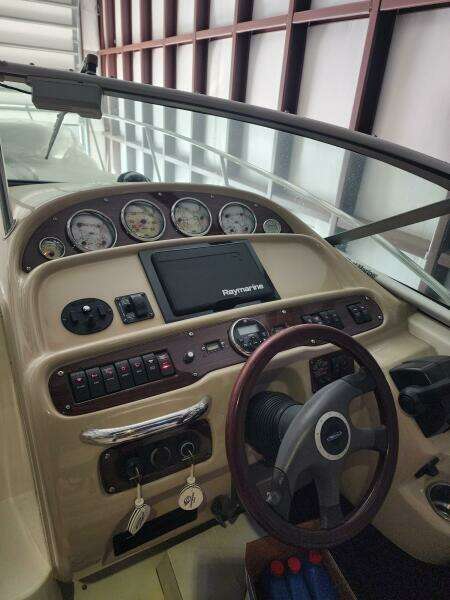 30ft Chaparral Yacht For Sale