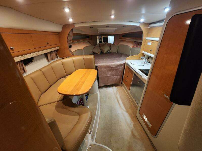 30ft Chaparral Yacht For Sale