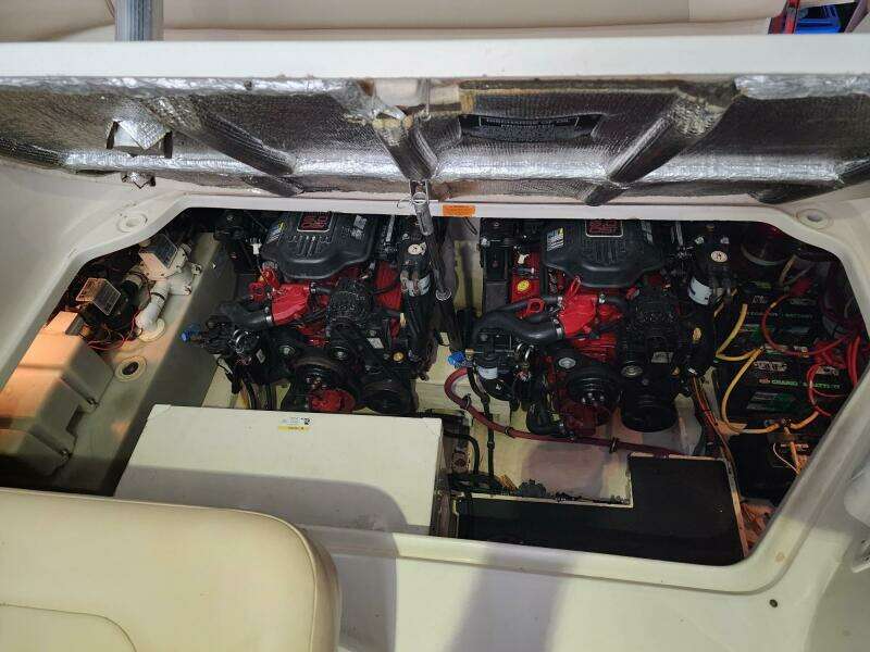 30ft Chaparral Yacht For Sale