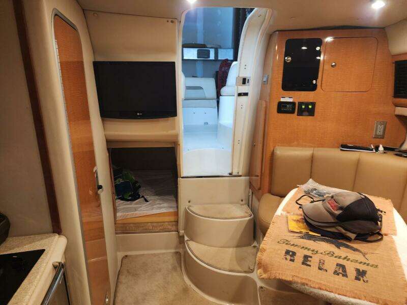 30ft Chaparral Yacht For Sale