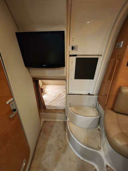 30ft Chaparral Yacht For Sale