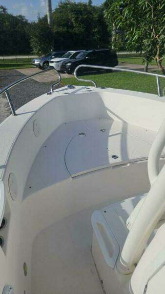 23ft Everglades Yacht For Sale