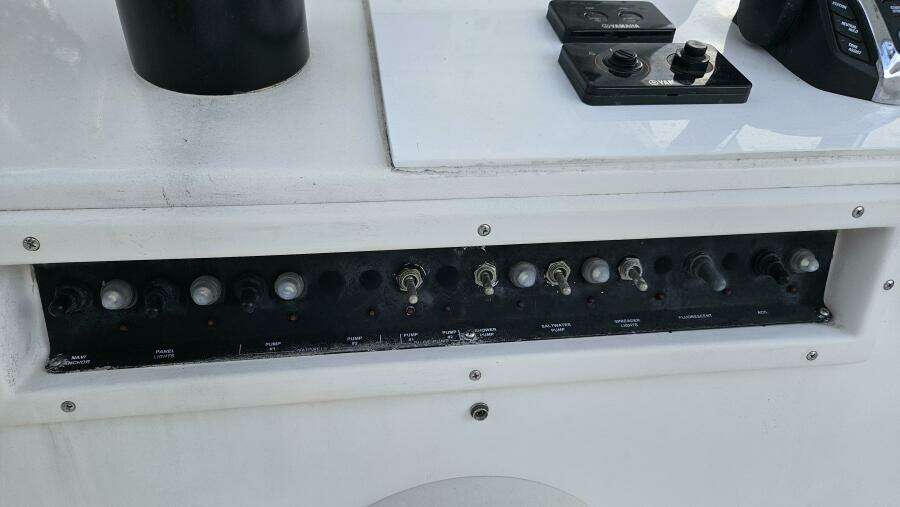 31ft Contender Yacht For Sale