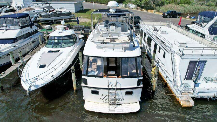 53ft Hatteras Yacht For Sale