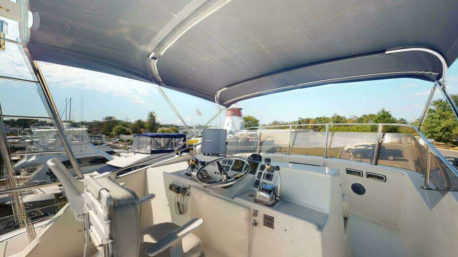 53ft Hatteras Yacht For Sale