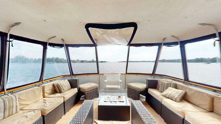 53ft Hatteras Yacht For Sale