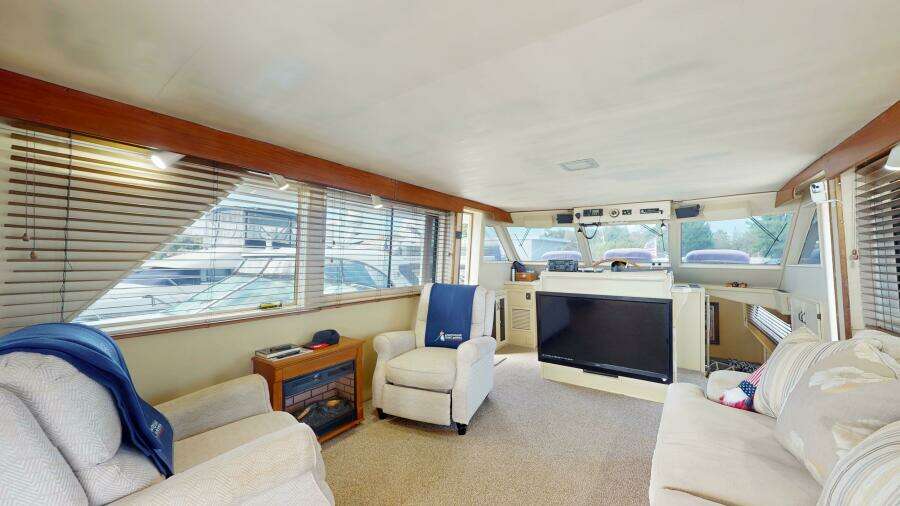 53ft Hatteras Yacht For Sale