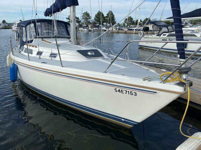 Ruby 30ft Catalina Yacht For Sale