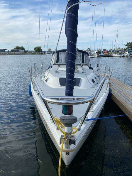 Ruby 30ft Catalina Yacht For Sale
