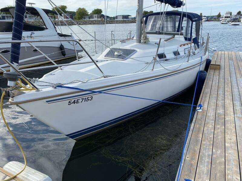 Ruby 30ft Catalina Yacht For Sale